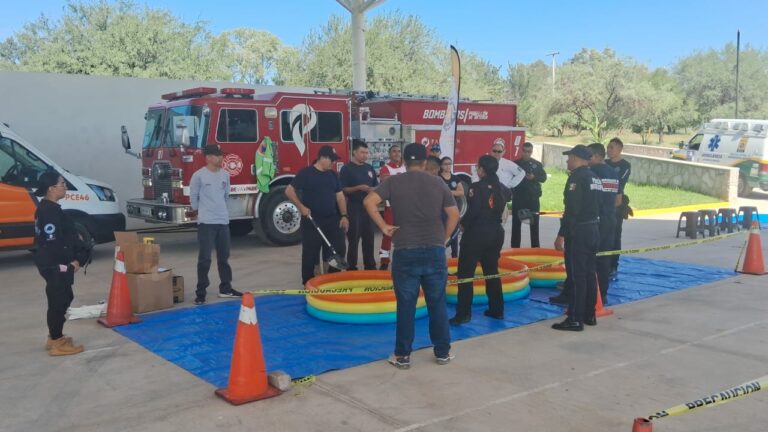 Se capacitan Servicios de Emergencia en Pabellón de Arteaga