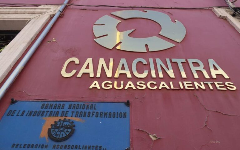 Con transparencia saldrá adelante la CANACINTRA: Muñoz Vidrio