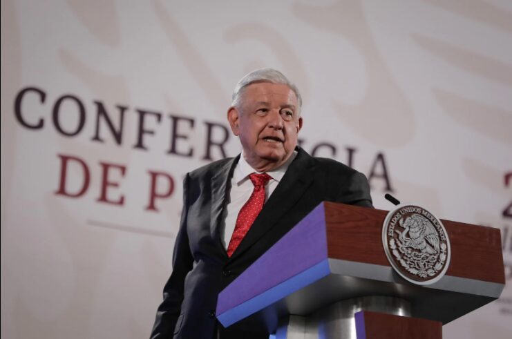 AMLO minimiza “lunes negro” en los mercados mundiales: no nos afecta tanto 