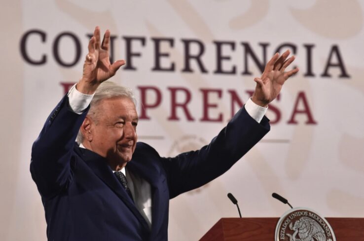 AMLO celebra que no se anulara el juicio contra García Luna 