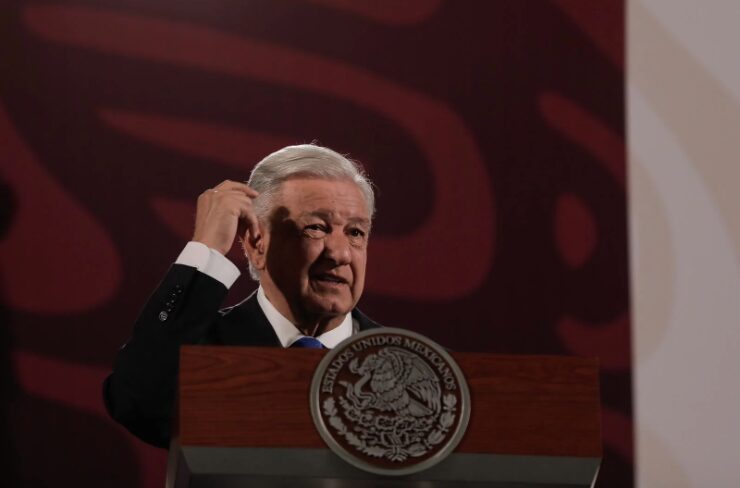 AMLO tunde protesta contra la sobrerrepresentación