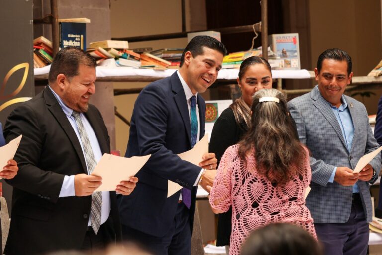 Leo Montañez encabezó el cierre de la campaña “Un libro por Aguascalientes”