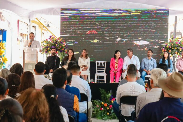 Inaugura el Munpuma la sala de Pabellón de Hidalgo