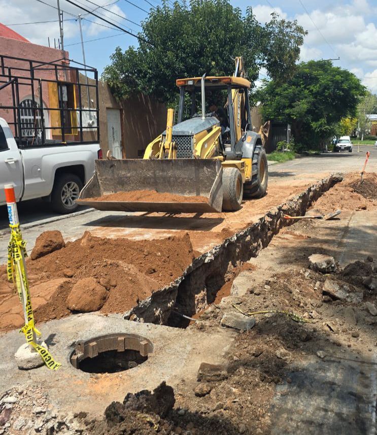 MIAA rehabilita alcantarillado sanitario de la colonia Lindavista