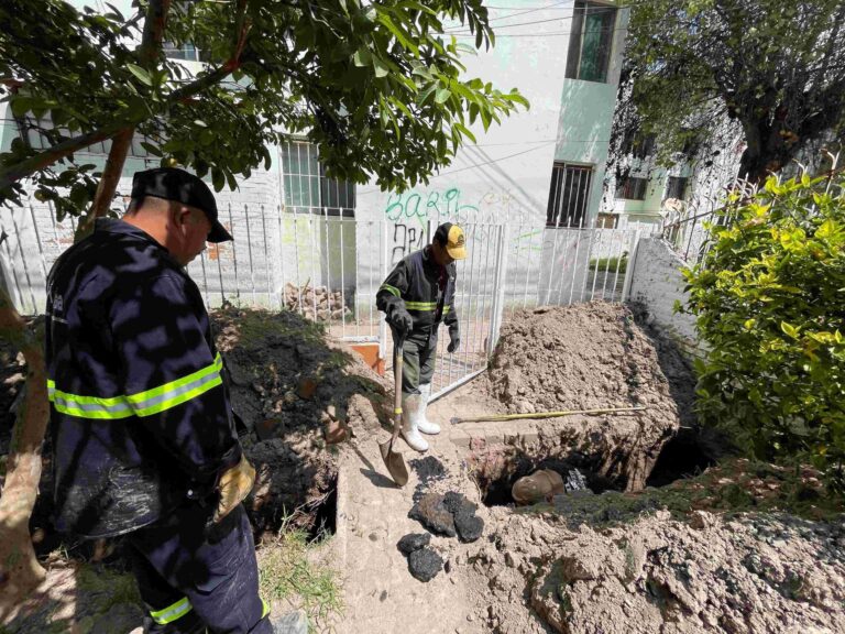 MIAA interviene alcantarillado sanitario en Potreros del Oeste