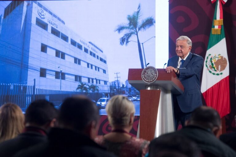 Gobierno de México rinde resultados de reconstrucción en Acapulco
