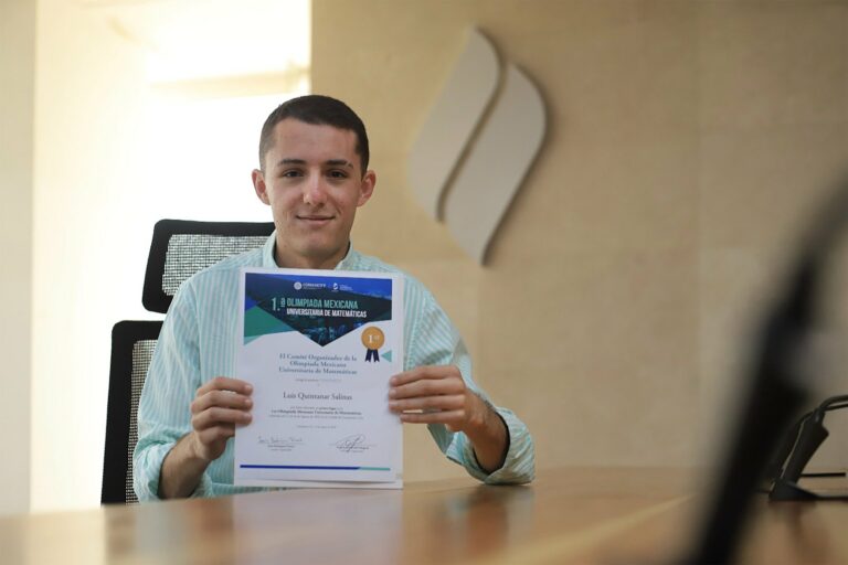 Estudiante de Matemáticas de la UAA conquista la medalla de oro en la OMUM