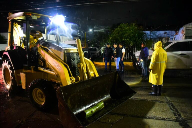 Leo Montañez atendió afectaciones en Aguascalientes por las fuertes lluvias