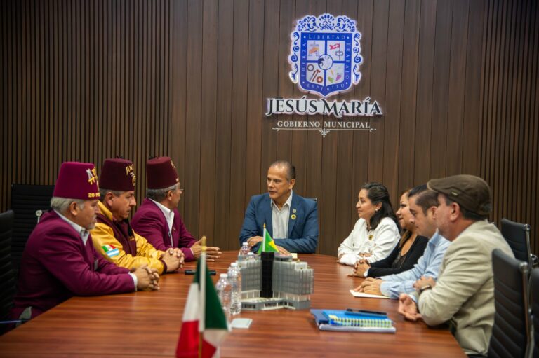 El municipio de Jesús María realizó un donativo al Club Shriners