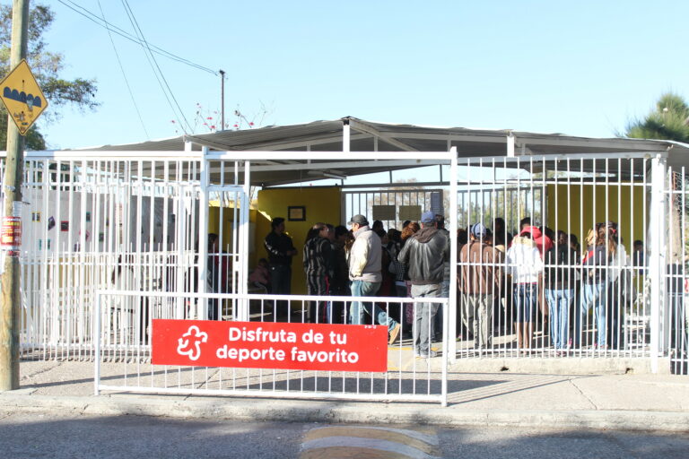 Buscan que por ley, padres y madres de escolares sean sancionados