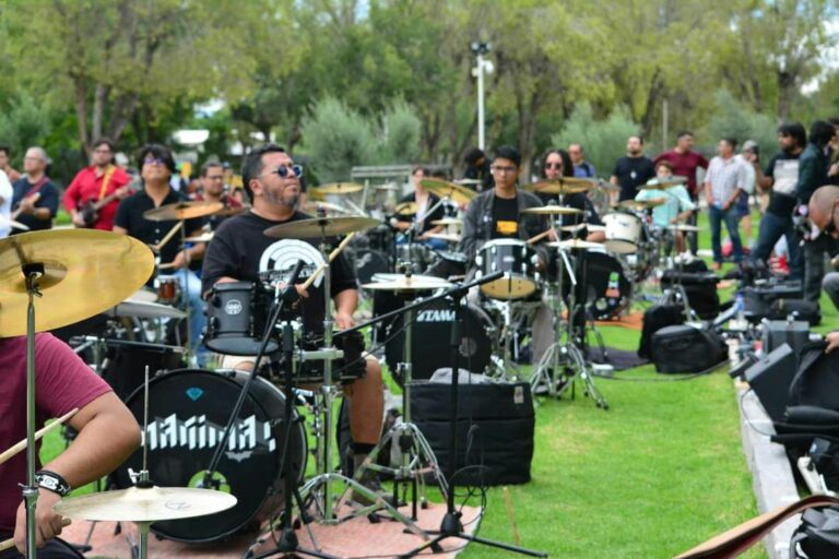 Reunir a 300 músicos para tocar “De música ligera” fue un reto: Juan Pablo Castañeda Pacheco