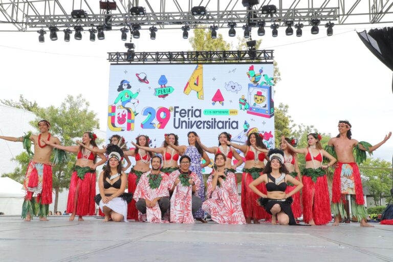 Más de 60 propuestas de moda se presentaron durante Feria Universitaria