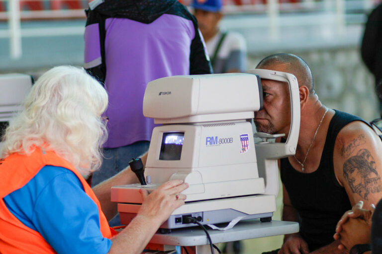 Ayuntamiento de Aguascalientes realizó brigada médica-oftalmológica con el Club de Leones