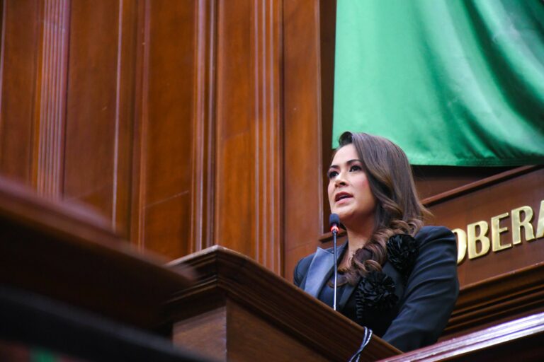 “Mi gobierno es de resultados y está a la altura de lo que pide la gente”, afirma gobernadora tras entrega de su segundo informe al Congreso