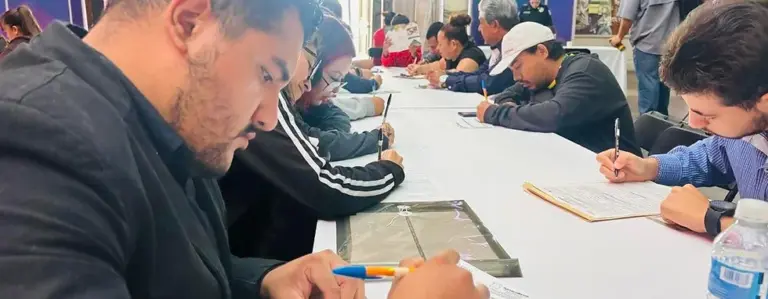 Destacadas empresas participan con más de mil empleos en el Jueves de Bolsa de Trabajo