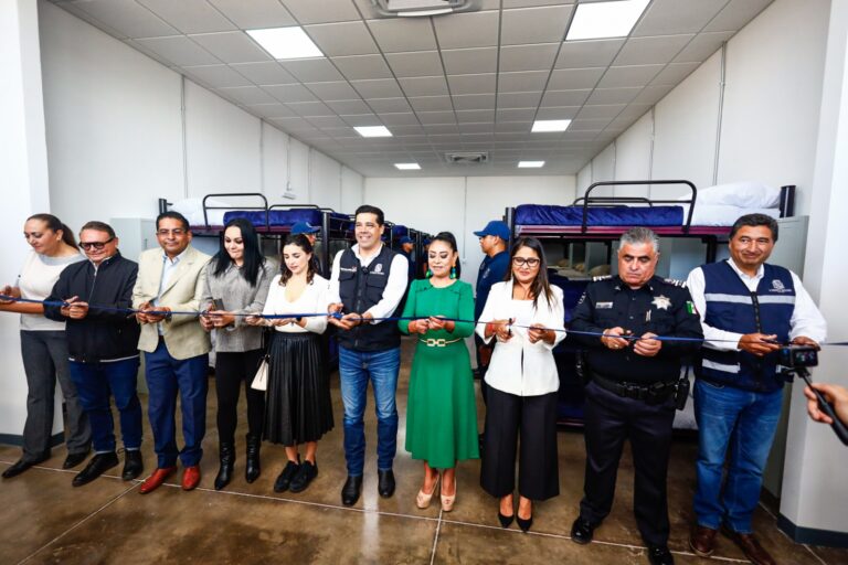 Leo Montañez inauguró dormitorios para cadetes de la SSPM