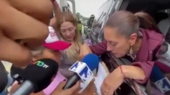 Sheinbaum llega a Acapulco para una reunión con autoridades locales