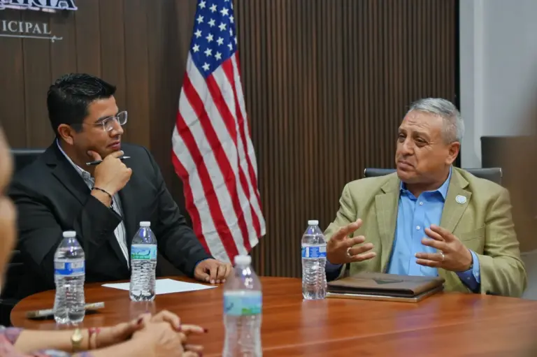 Jesús María estrecha lazos de cooperación con Aurora, Illinois