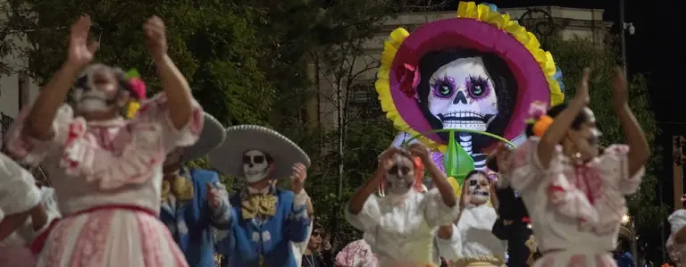 Todo listo para el Desfile de Calaveras
