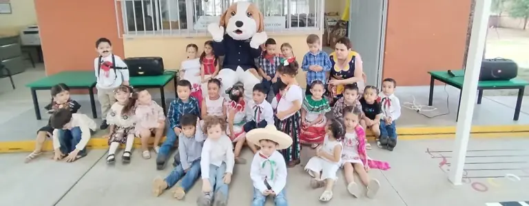 Humane Society International imparte talleres en las escuelas sobre el cuidado de las mascotas