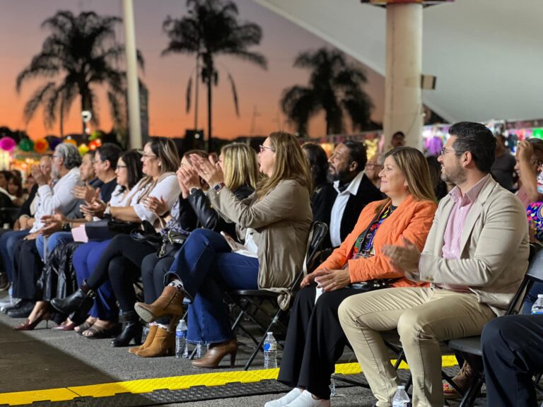 Ganadores y exparticipantes del “Palomazo” brillan en el Festival de Calaveras 2024