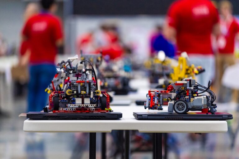 Estudiantes del estado se enfrentarán en competencia de Robots Minisumo 2024 en la UAA 