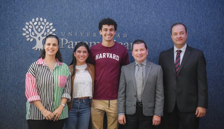 Estudiantes de la Universidad Panamericana obtienen beca artística en Nueva York 