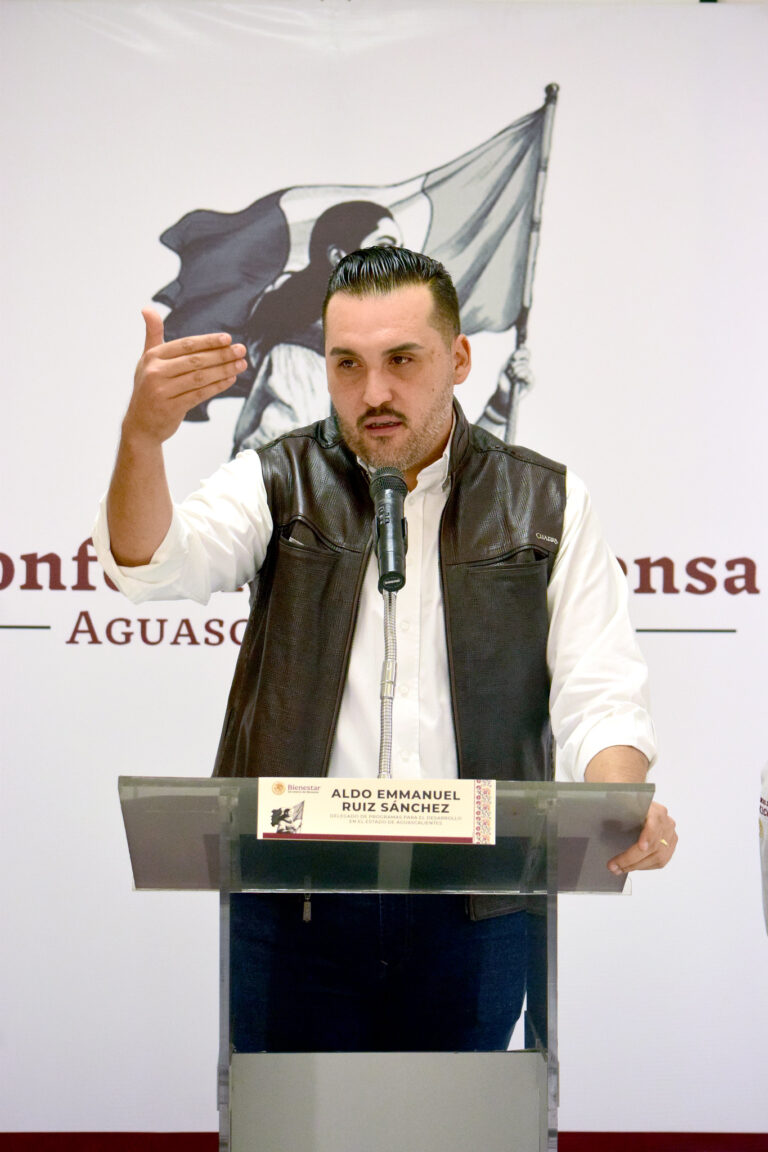 Programas de bienestar en Aguascalientes: salud, becas e internet gratuito para todas y todos