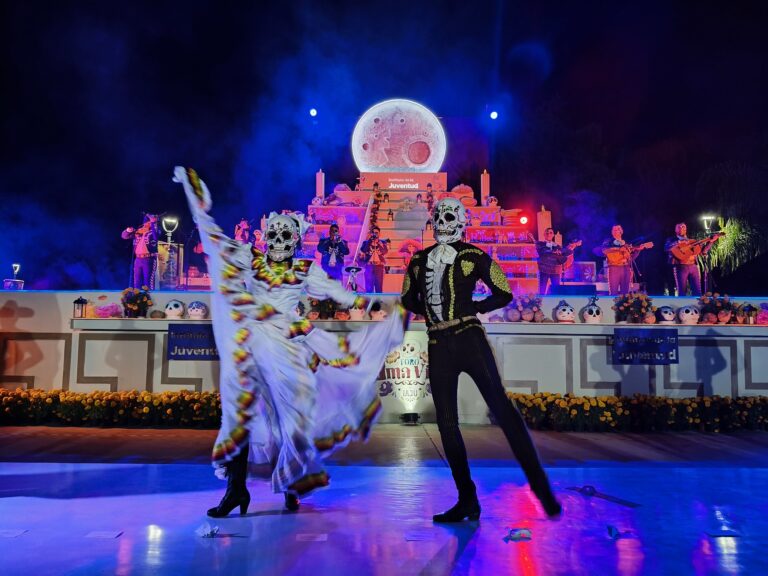 Tere Jiménez inauguró el Festival Cultural de Calaveras 2024