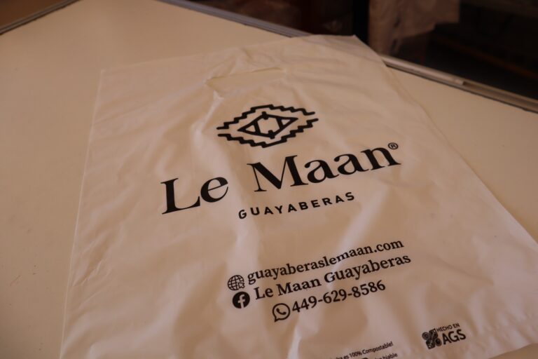 Le Maan: tradición y modernidad en guayaberas de Aguascalientes