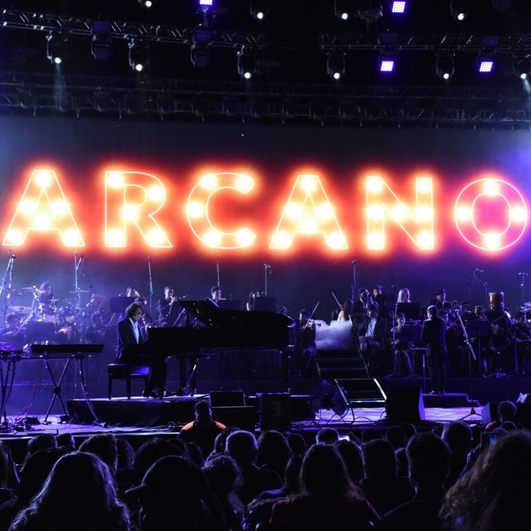 La música no tiene límites: Arcano se prepara para su primer Auditorio Nacional