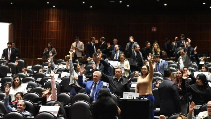 Diputados aprueban reforma que convierte a INFONAVIT en constructor de vivienda