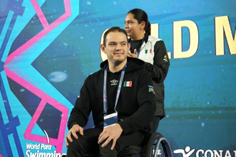 Atleta hidrocálido obtiene medallas en competencia internacional de paranatación