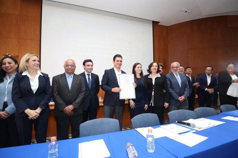 Jorge Romero recibe constancia como presidente del PAN y llama a la unidad en torno a los principios del blanquiazul