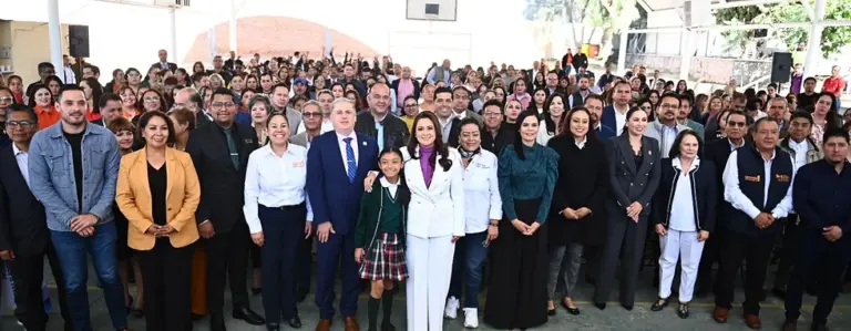 Entrega Tere Jiménez 50 mdp para mejorar escuelas de educación básica en Aguascalientes