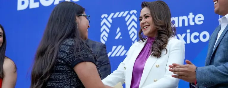 Tere Jiménez se reunió con los beneficiarios del Programa de Becas de Movilidad en Aguascalientes