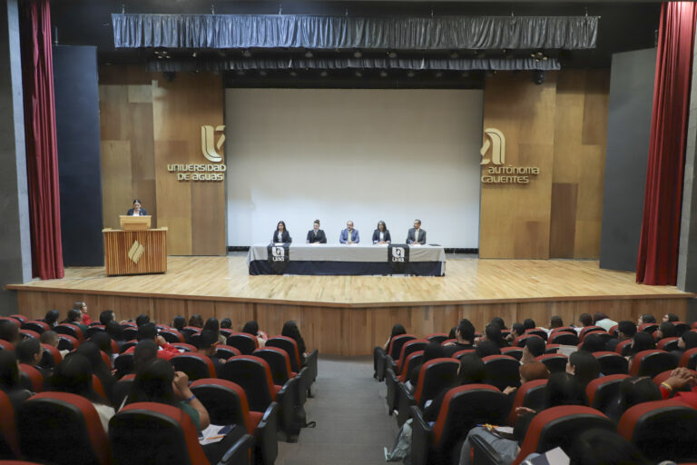 UAA lleva a cabo el XX Seminario de Difusión de la Investigación y XXVII Productos Académicos de Enfermería