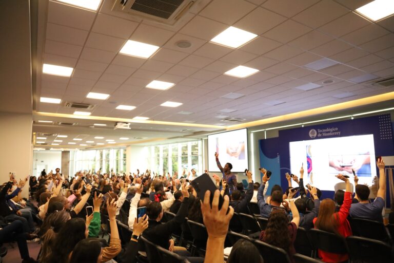 Conferencias magistrales en Tec campus Aguascalientes