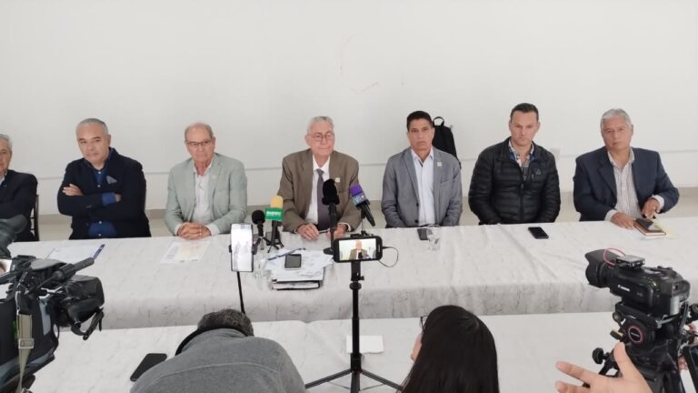 No hay empresas pequeñas, medianas ni grandes; todas aportan y son esenciales para el estado: Roberto Díaz Ruiz.