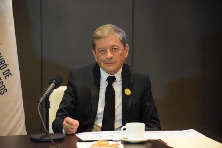 Siguen firmes obras de infraestructura en salud, hospitales regionales avanzan