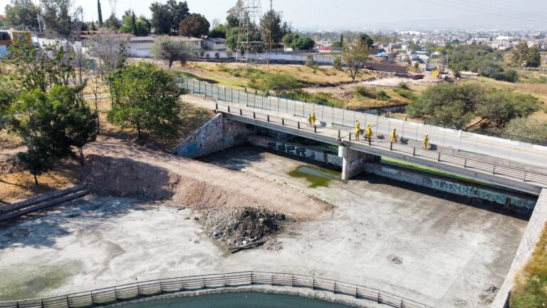 Brigada de la SEMADESU y comunidad se unen para rehabilitar la Presa de los Gringos