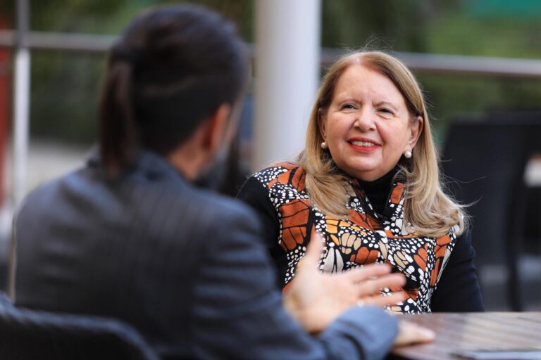 La división y el equilibrio de poderes en México no están rotos: Loretta Ortiz