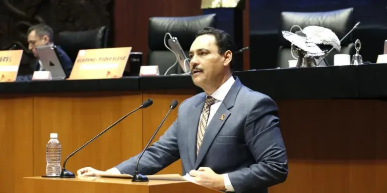 Toño Martín del Campo vota a favor de reforma de seguridad y presenta voto en contra por falsos comprobantes fiscales