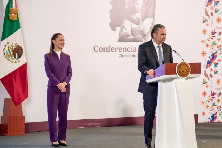 Director general del INFONAVIT anuncia congelamiento de saldo y mensualidades de 2 millones de créditos