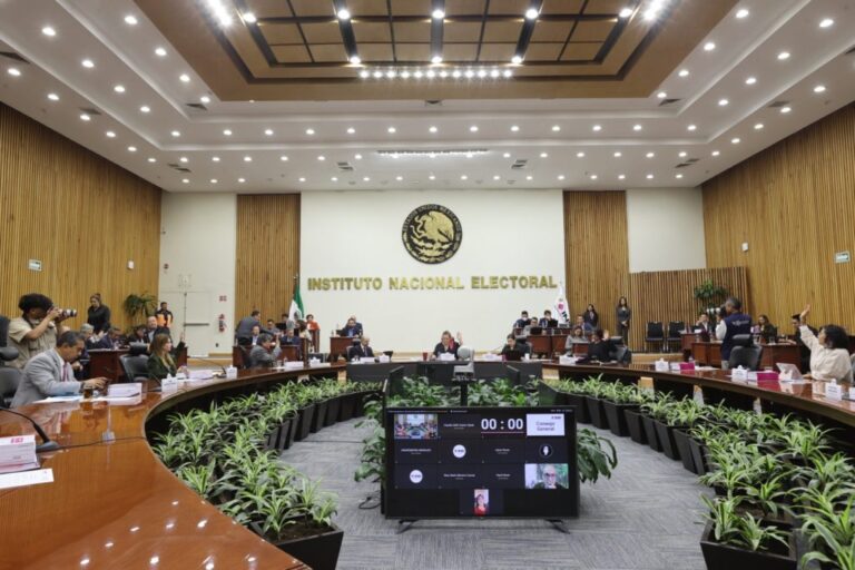 Aprueba INE Plan Integral y Calendario del Proceso Electoral Extraordinario del PJF 2024-2025