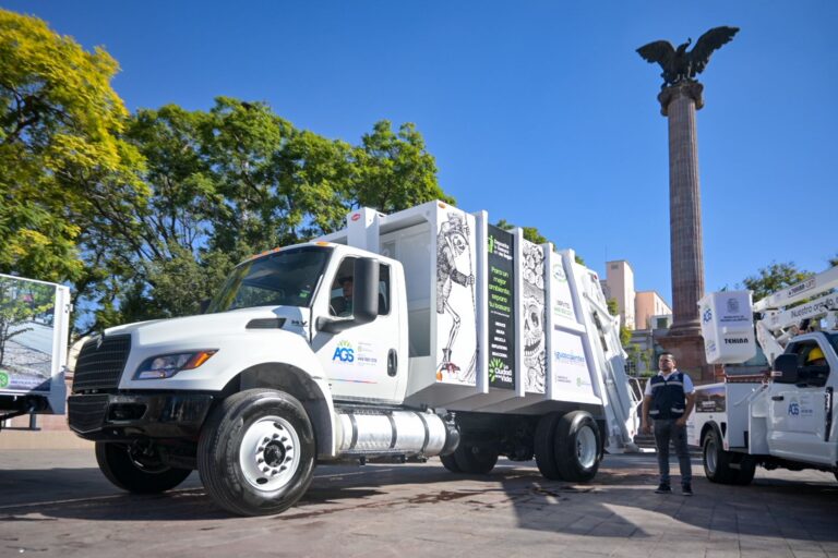 Ayuntamiento de Aguascalientes fortalece servicios de limpia, alumbrado y parques y jardines con nuevo equipamiento