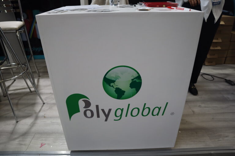 Polyglobal apuesta por la expansión en mercados clave ante cambios en Estados Unidos