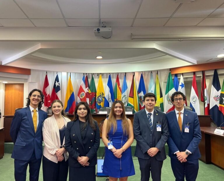 La Universidad Panamericana campus Aguascalientes, bicampeona en competencia internacional de Derechos Humanos en Costa Rica