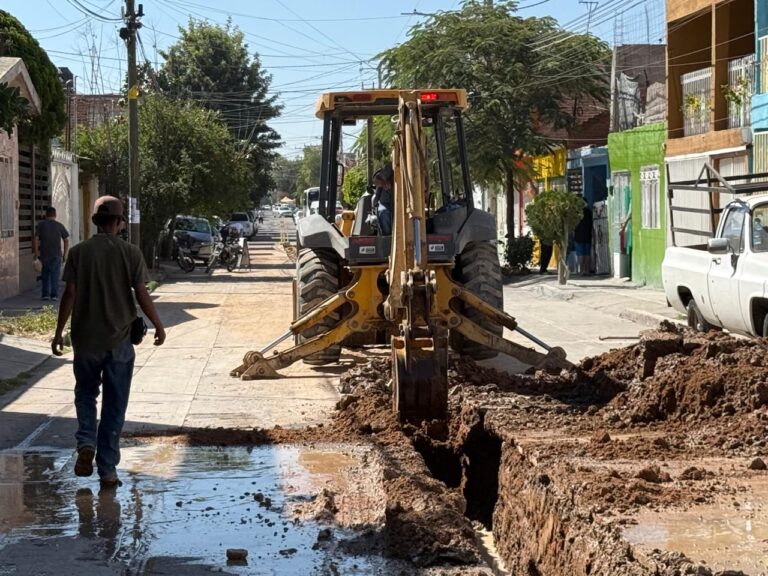 MIAA rehabilita redes de alcantarillado del fraccionamiento José López Portillo