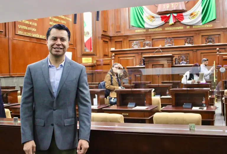 Mayoría legislativa aprueba cuentas públicas, Morena se queja de cuentas al fast track